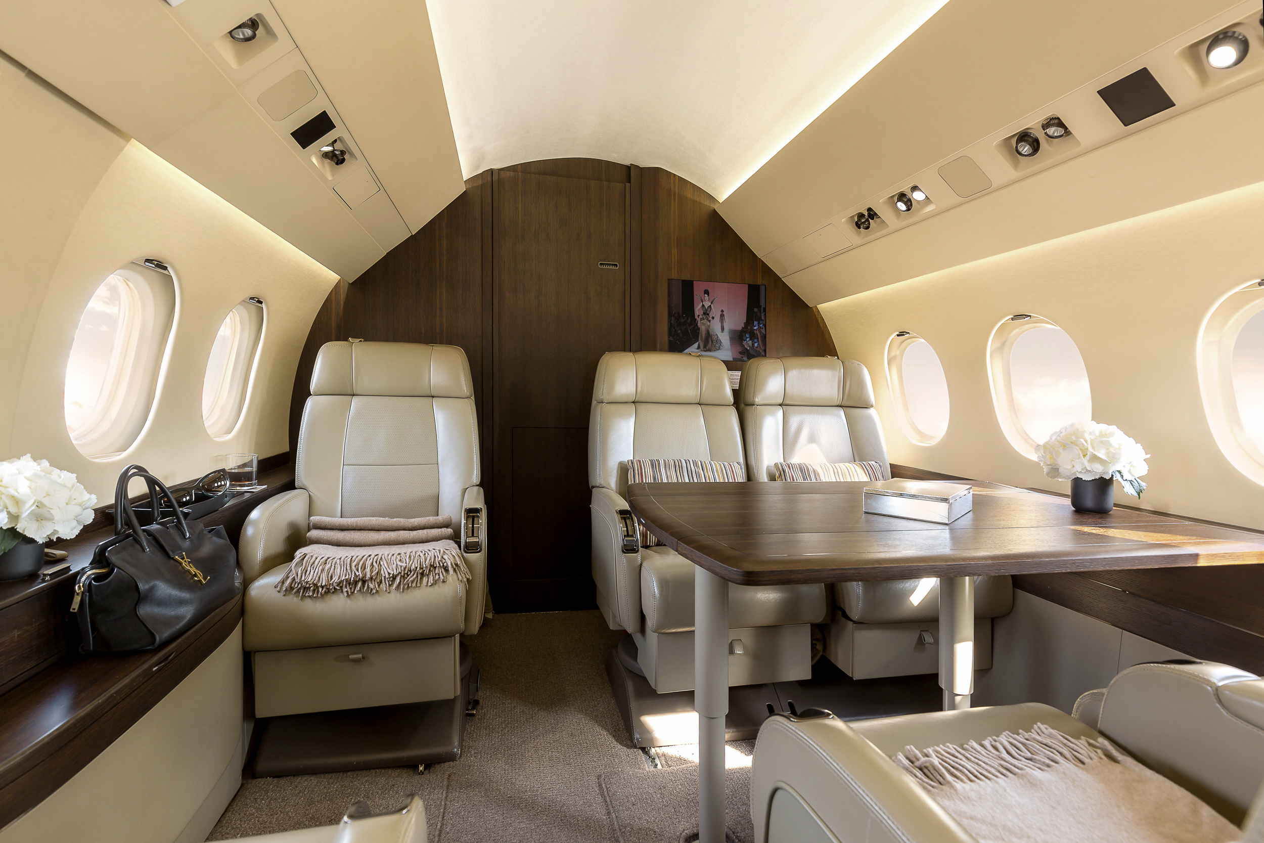 DASSAULT FALCON 2000LX - Private Jet - Global Jet