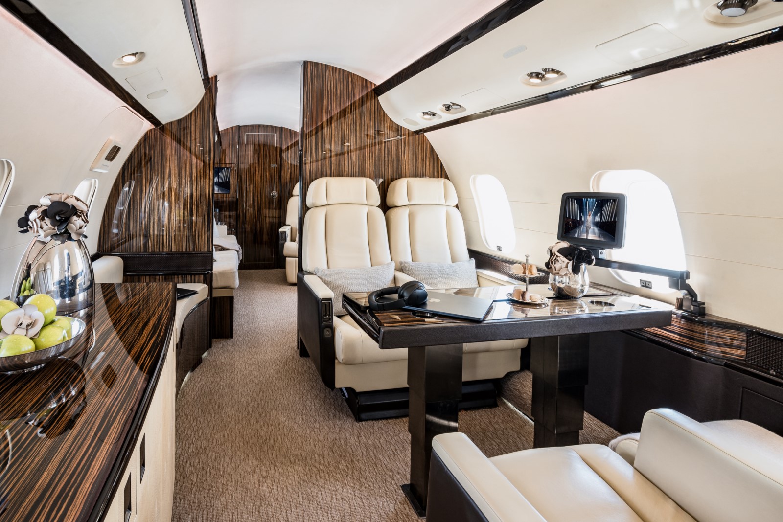 Aircraft photo