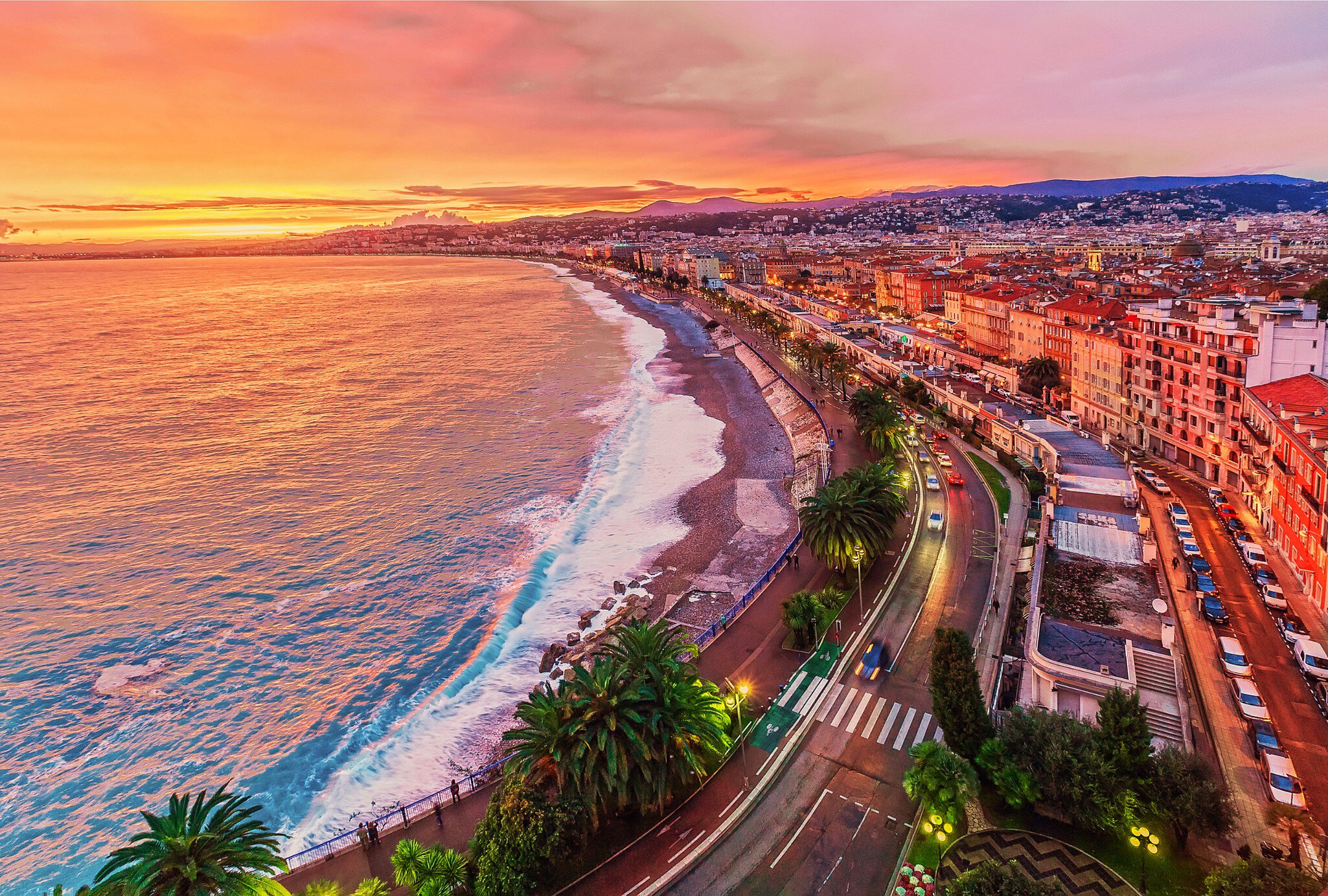 Why travel through private aviation to Geneva ?