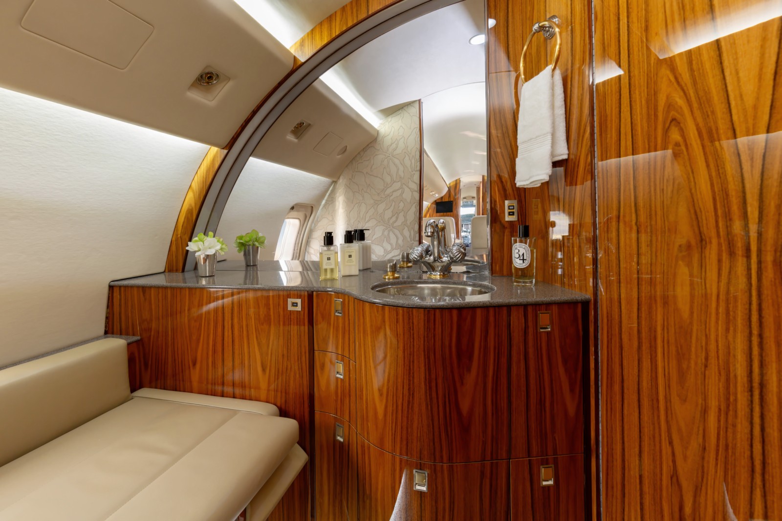 Aircraft photo